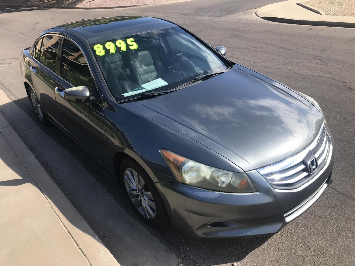 2011 gray /gray Honda Accord EX-L V-6 Sedan AT (1HGCP3F82BA) with an 3.5L V6 SOHC 24V engine, 5-Speed Automatic transmission, located at 323 E Dunlap Ave., Phoenix, AZ, 85020, (602) 331-9000, 33.567677, -112.069000 - 2011 Honda Accord EX-L,.....A Must See!!...Automatic, 3.5L Engine, V6, Super Quality vehicle -- 159k miles .... Ice cold AC. The car is gorgeous inside and out. Power windows, Power door locks, Stereo/ CD Player, Phone sync, Bluetooth, Beautiful grey exterior with gray leather seats, Clean Arizona t - Photo#5