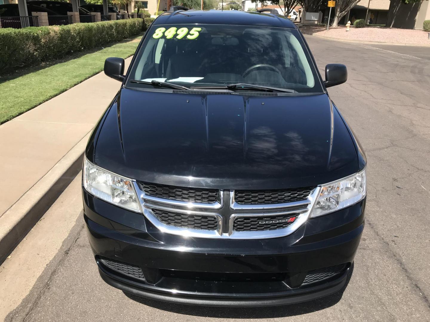 2016 black /gray Dodge Journey SE (3C4PDCAB6GT) with an 2.4L L4 DOHC 16V engine, 4A transmission, located at 323 E Dunlap Ave., Phoenix, AZ, 85020, (602) 331-9000, 33.567677, -112.069000 - Photo#3