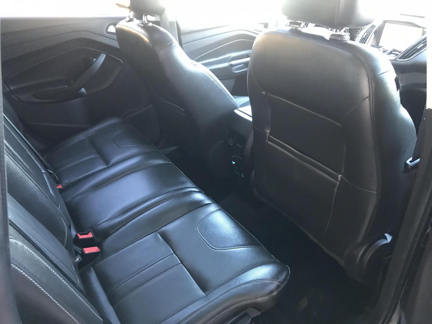 2013 black /black Ford Escape Titanium 4WD (1FMCU9J97DU) with an 2.0L L4 DOHC 16V engine, 6-Speed Automatic transmission, located at 323 E Dunlap Ave., Phoenix, AZ, 85020, (602) 331-9000, 33.567677, -112.069000 - Photo#9