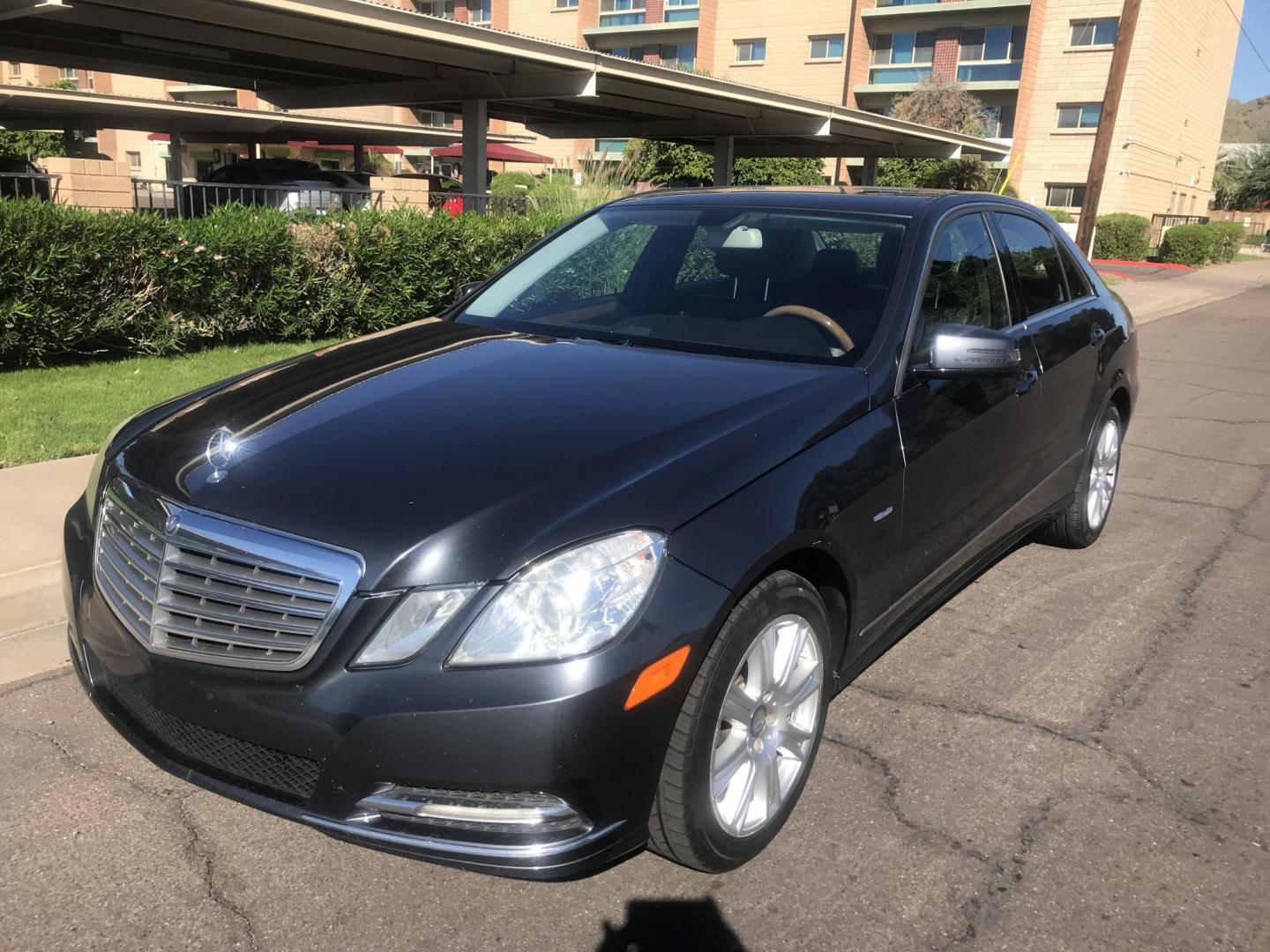 2012 BLUE /black Mercedes-Benz E-Class E350 4MATIC Sedan (WDDHF8JB7CA) with an 3.5L V6 DOHC 24V engine, 7-Speed Automatic transmission, located at 323 E Dunlap Ave., Phoenix, AZ, 85020, (602) 331-9000, 33.567677, -112.069000 - 2012 MERCEDES BENZ E350 4MATIC AWD .....A Must See!!!...Automatic, 3.5T Engine, 122k miles, Ice cold AC. Sunroof . The LUXURY SEDAN is gorgeous inside and out. Power Options, PremiumSound Stereo/ CD Player, Beautiful Blue Exterior with black leather seats in near good condition, Backup Camera, Alloy - Photo#1