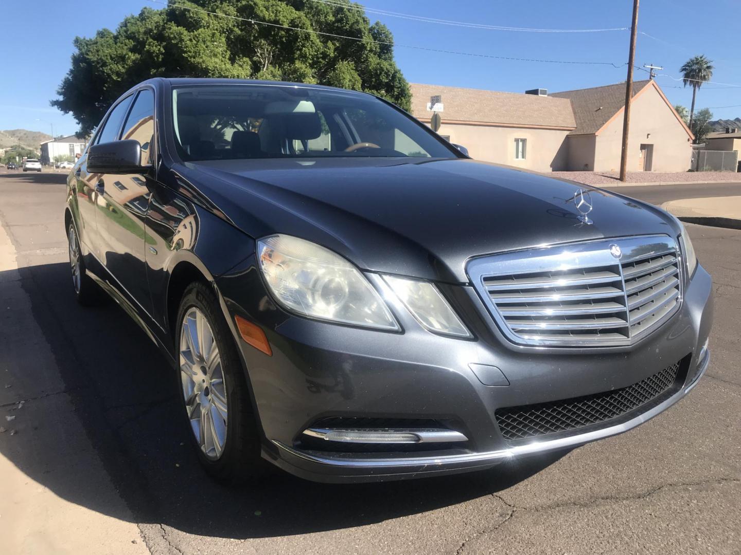 2012 BLUE /black Mercedes-Benz E-Class E350 4MATIC Sedan (WDDHF8JB7CA) with an 3.5L V6 DOHC 24V engine, 7-Speed Automatic transmission, located at 323 E Dunlap Ave., Phoenix, AZ, 85020, (602) 331-9000, 33.567677, -112.069000 - 2012 MERCEDES BENZ E350 4MATIC AWD .....A Must See!!!...Automatic, 3.5T Engine, 122k miles, Ice cold AC. Sunroof . The LUXURY SEDAN is gorgeous inside and out. Power Options, PremiumSound Stereo/ CD Player, Beautiful Blue Exterior with black leather seats in near good condition, Backup Camera, Alloy - Photo#4