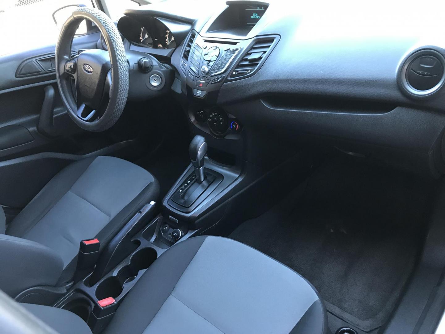 2017 WHITE /gray Ford Fiesta S Hatchback (3FADP4TJ2HM) with an 1.6L L4 DOHC 16V engine, located at 323 E Dunlap Ave., Phoenix, AZ, 85020, (602) 331-9000, 33.567677, -112.069000 - 2017 Ford Fiesta S,.....A Must See!!...Automatic, 1.6L Engine, Super Economical -- (LOW 97k miles) .... Ice cold AC. The car is gorgeous inside and out. Premium Sound Stereo/ CD Player, Beautiful White exterior with gray cloth seats in near perfect condition, Clean Arizona title , Runs and Drives Ex - Photo#7