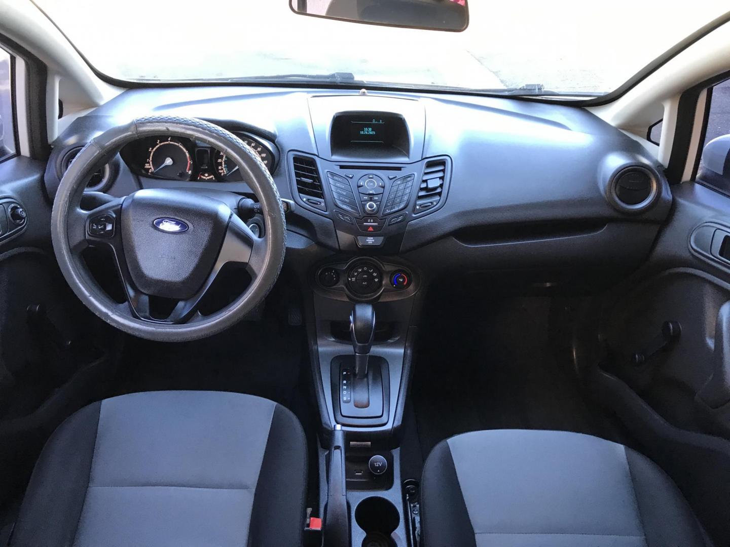 2017 WHITE /gray Ford Fiesta S Hatchback (3FADP4TJ2HM) with an 1.6L L4 DOHC 16V engine, located at 323 E Dunlap Ave., Phoenix, AZ, 85020, (602) 331-9000, 33.567677, -112.069000 - 2017 Ford Fiesta S,.....A Must See!!...Automatic, 1.6L Engine, Super Economical -- (LOW 97k miles) .... Ice cold AC. The car is gorgeous inside and out. Premium Sound Stereo/ CD Player, Beautiful White exterior with gray cloth seats in near perfect condition, Clean Arizona title , Runs and Drives Ex - Photo#9