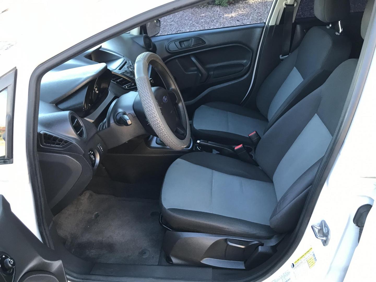 2017 WHITE /gray Ford Fiesta S Hatchback (3FADP4TJ2HM) with an 1.6L L4 DOHC 16V engine, located at 323 E Dunlap Ave., Phoenix, AZ, 85020, (602) 331-9000, 33.567677, -112.069000 - 2017 Ford Fiesta S,.....A Must See!!...Automatic, 1.6L Engine, Super Economical -- (LOW 97k miles) .... Ice cold AC. The car is gorgeous inside and out. Premium Sound Stereo/ CD Player, Beautiful White exterior with gray cloth seats in near perfect condition, Clean Arizona title , Runs and Drives Ex - Photo#12