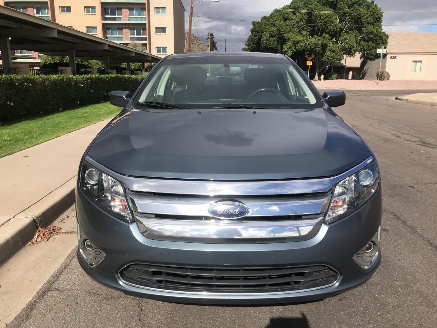 2011 BLUE /gray Ford Fusion I4 SEL (3FAHP0JA0BR) with an 2.5L L4 DOHC 16V engine, automatic transmission, located at 323 E Dunlap Ave., Phoenix, AZ, 85020, (602) 331-9000, 33.567677, -112.069000 - 2011 Ford Fusion SEL,........EXCELLENT condition, A Real Must See!!.... LOW 108k miles, Automatic, Power Options, Premium Sound CD, Ice cold ac, Clean gray interior with leather seats, clean Arizona title, Runs and Drives Excellent. Very clean inside and out, Any questions Call or text Dave 602-331- - Photo#3