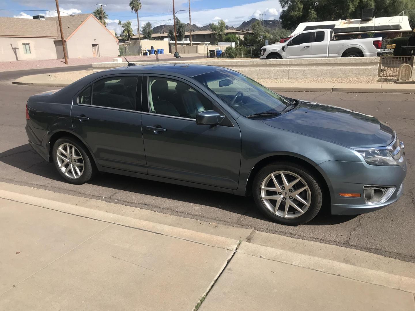 2011 BLUE /gray Ford Fusion I4 SEL (3FAHP0JA0BR) with an 2.5L L4 DOHC 16V engine, automatic transmission, located at 323 E Dunlap Ave., Phoenix, AZ, 85020, (602) 331-9000, 33.567677, -112.069000 - 2011 Ford Fusion SEL,........EXCELLENT condition, A Real Must See!!.... LOW 108k miles, Automatic, Power Options, Premium Sound CD, Ice cold ac, Clean gray interior with leather seats, clean Arizona title, Runs and Drives Excellent. Very clean inside and out, Any questions Call or text Dave 602-331- - Photo#6
