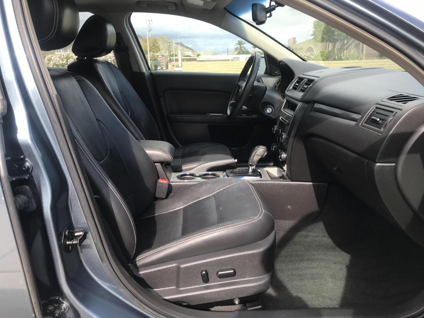 2011 BLUE /gray Ford Fusion I4 SEL (3FAHP0JA0BR) with an 2.5L L4 DOHC 16V engine, automatic transmission, located at 323 E Dunlap Ave., Phoenix, AZ, 85020, (602) 331-9000, 33.567677, -112.069000 - 2011 Ford Fusion SEL,........EXCELLENT condition, A Real Must See!!.... LOW 108k miles, Automatic, Power Options, Premium Sound CD, Ice cold ac, Clean gray interior with leather seats, clean Arizona title, Runs and Drives Excellent. Very clean inside and out, Any questions Call or text Dave 602-331- - Photo#8