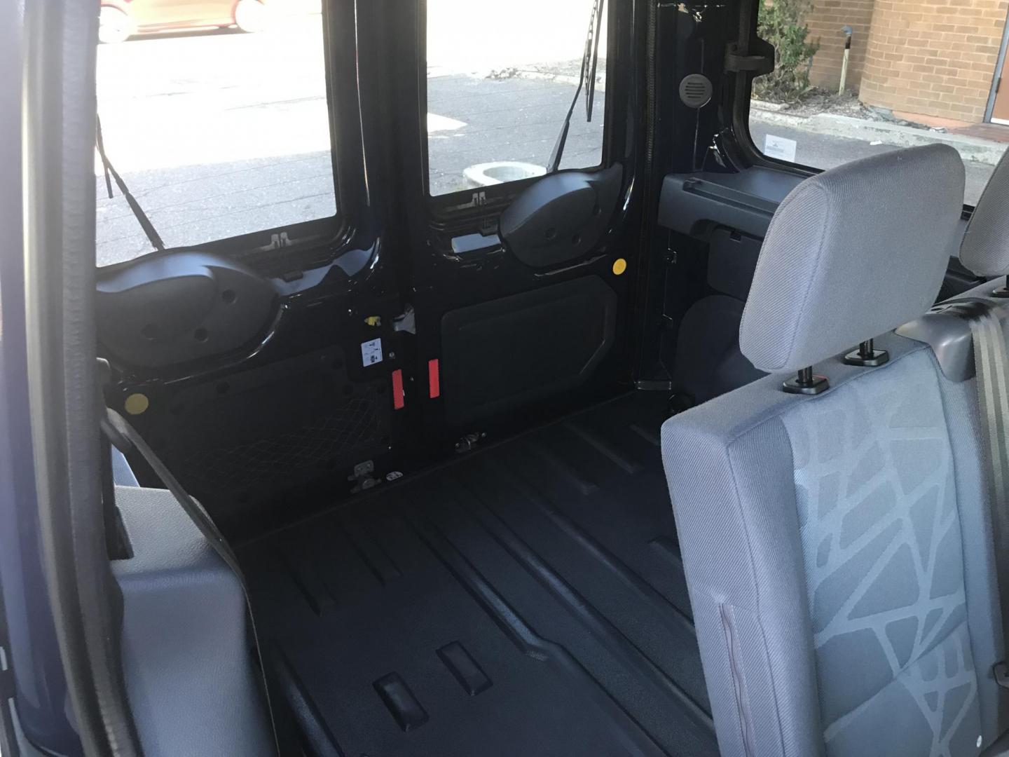 2012 BLUE /gray Ford Transit Connect XLT Premium Wagon (NM0KS9CN8CT) with an 2.0L L4 DOHC 16V engine, 4-Speed Automatic transmission, located at 323 E Dunlap Ave., Phoenix, AZ, 85020, (602) 331-9000, 33.567677, -112.069000 - 2012 FORD TRASIT CONNECT XLT PREMIUM WAGON ,.......EXCELLENT condition,.... Ice Cold A/C, Blue and gray interior with nice cloth seats in good condition, Newer Tires, Premium Sound Stereo/CD Player, This wagon is gorgeous inside and out, Super Clean!!! Runs and Drives Excellent, 158k original miles - Photo#10