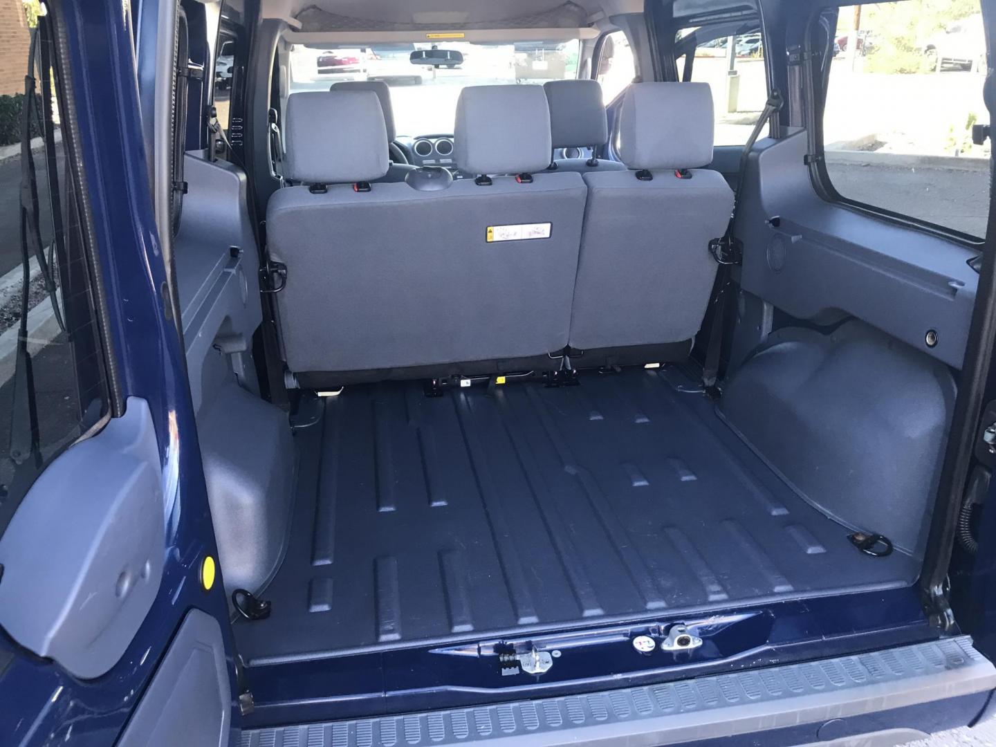 2012 BLUE /gray Ford Transit Connect XLT Premium Wagon (NM0KS9CN8CT) with an 2.0L L4 DOHC 16V engine, 4-Speed Automatic transmission, located at 323 E Dunlap Ave., Phoenix, AZ, 85020, (602) 331-9000, 33.567677, -112.069000 - 2012 FORD TRASIT CONNECT XLT PREMIUM WAGON ,.......EXCELLENT condition,.... Ice Cold A/C, Blue and gray interior with nice cloth seats in good condition, Newer Tires, Premium Sound Stereo/CD Player, This wagon is gorgeous inside and out, Super Clean!!! Runs and Drives Excellent, 158k original miles - Photo#12