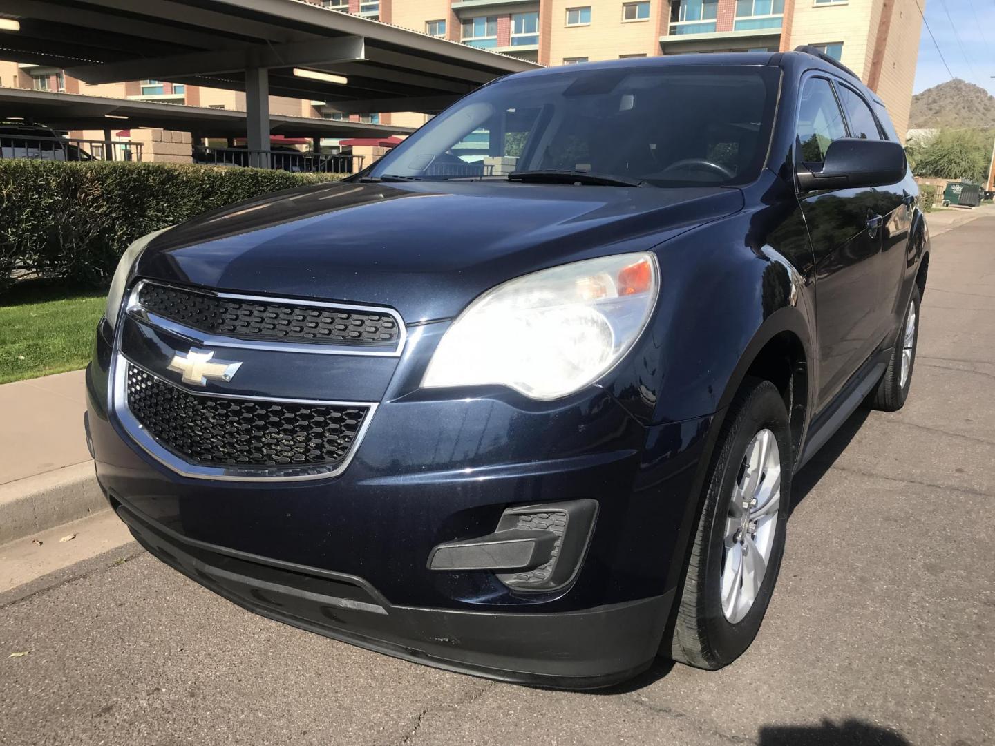 2015 BLUE /GRAY Chevrolet Equinox 1LT 2WD (2GNALBEKXF6) with an 2.4L L4 DOHC 16V FFV engine, 6-Speed Automatic transmission, located at 323 E Dunlap Ave., Phoenix, AZ, 85020, (602) 331-9000, 33.567677, -112.069000 - 2015 Chevrolet Equinox 1LT 2WD SUV ,.......EXCELLENT condition,.... Automatic, 4cyl. 2.4L..... Ice Cold A/C, Blue and gray interior with cloth seats in near perfect condition, Backup Camera, Premium Sound CD, Power Options, This SUV is gorgeous inside and out, Incredible gas mileage! Arizona title , - Photo#0
