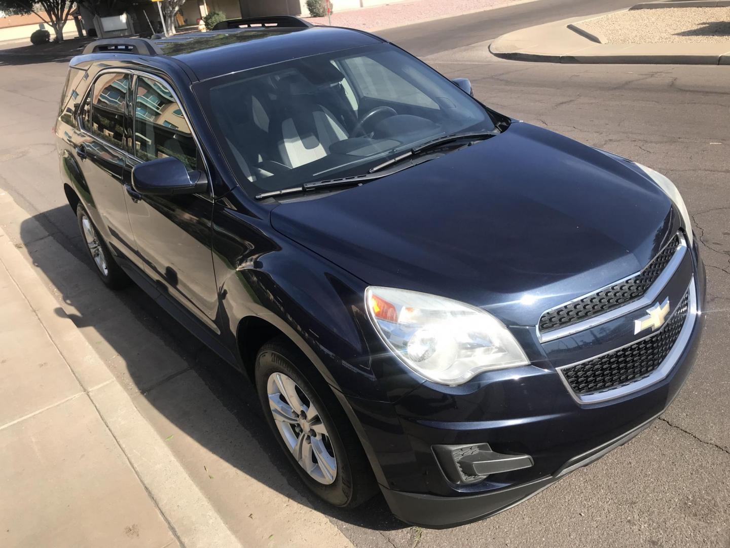 2015 BLUE /GRAY Chevrolet Equinox 1LT 2WD (2GNALBEKXF6) with an 2.4L L4 DOHC 16V FFV engine, 6-Speed Automatic transmission, located at 323 E Dunlap Ave., Phoenix, AZ, 85020, (602) 331-9000, 33.567677, -112.069000 - 2015 Chevrolet Equinox 1LT 2WD SUV ,.......EXCELLENT condition,.... Automatic, 4cyl. 2.4L..... Ice Cold A/C, Blue and gray interior with cloth seats in near perfect condition, Backup Camera, Premium Sound CD, Power Options, This SUV is gorgeous inside and out, Incredible gas mileage! Arizona title , - Photo#5