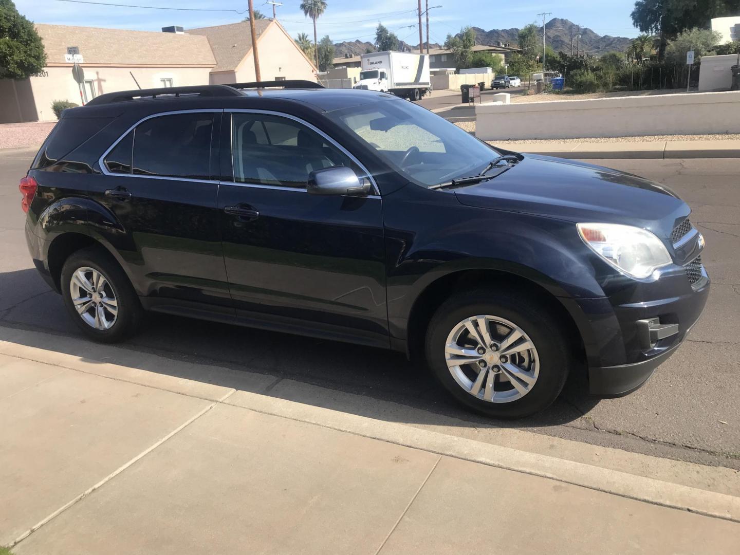 2015 BLUE /GRAY Chevrolet Equinox 1LT 2WD (2GNALBEKXF6) with an 2.4L L4 DOHC 16V FFV engine, 6-Speed Automatic transmission, located at 323 E Dunlap Ave., Phoenix, AZ, 85020, (602) 331-9000, 33.567677, -112.069000 - 2015 Chevrolet Equinox 1LT 2WD SUV ,.......EXCELLENT condition,.... Automatic, 4cyl. 2.4L..... Ice Cold A/C, Blue and gray interior with cloth seats in near perfect condition, Backup Camera, Premium Sound CD, Power Options, This SUV is gorgeous inside and out, Incredible gas mileage! Arizona title , - Photo#6
