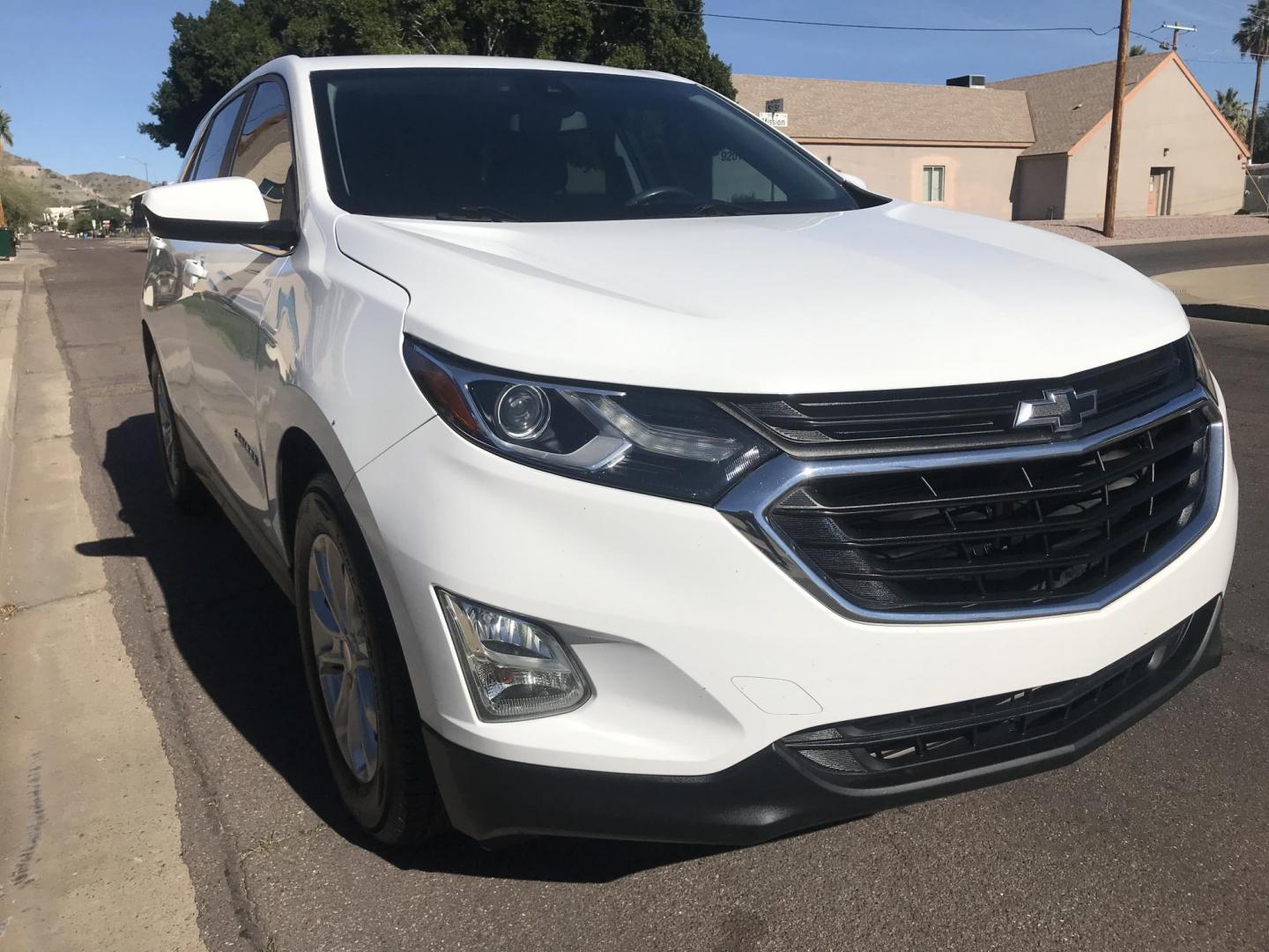 2021 WHITE /gray Chevrolet Equinox LT 2WD (3GNAXKEV2MS) with an 1.5L L4 DOHC 16V TURBO engine, 6A transmission, located at 323 E Dunlap Ave., Phoenix, AZ, 85020, (602) 331-9000, 33.567677, -112.069000 - DIESEL 2021 Chevrolet Equinox LT 2WD SUV ,.......EXCELLENT condition,.... Automatic, 4cyl. 1.5L ..... Ice Cold A/C, White and gray interior with leather seats in near perfect condition, Surround View Camera, Backup Camera, Premiumm Sound CD, Power Options, This suv is gorgeous inside and out, HARD T - Photo#4