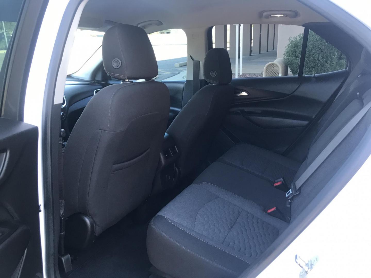 2021 WHITE /gray Chevrolet Equinox LT 2WD (3GNAXKEV2MS) with an 1.5L L4 DOHC 16V TURBO engine, 6A transmission, located at 323 E Dunlap Ave., Phoenix, AZ, 85020, (602) 331-9000, 33.567677, -112.069000 - DIESEL 2021 Chevrolet Equinox LT 2WD SUV ,.......EXCELLENT condition,.... Automatic, 4cyl. 1.5L ..... Ice Cold A/C, White and gray interior with leather seats in near perfect condition, Surround View Camera, Backup Camera, Premiumm Sound CD, Power Options, This suv is gorgeous inside and out, HARD T - Photo#11