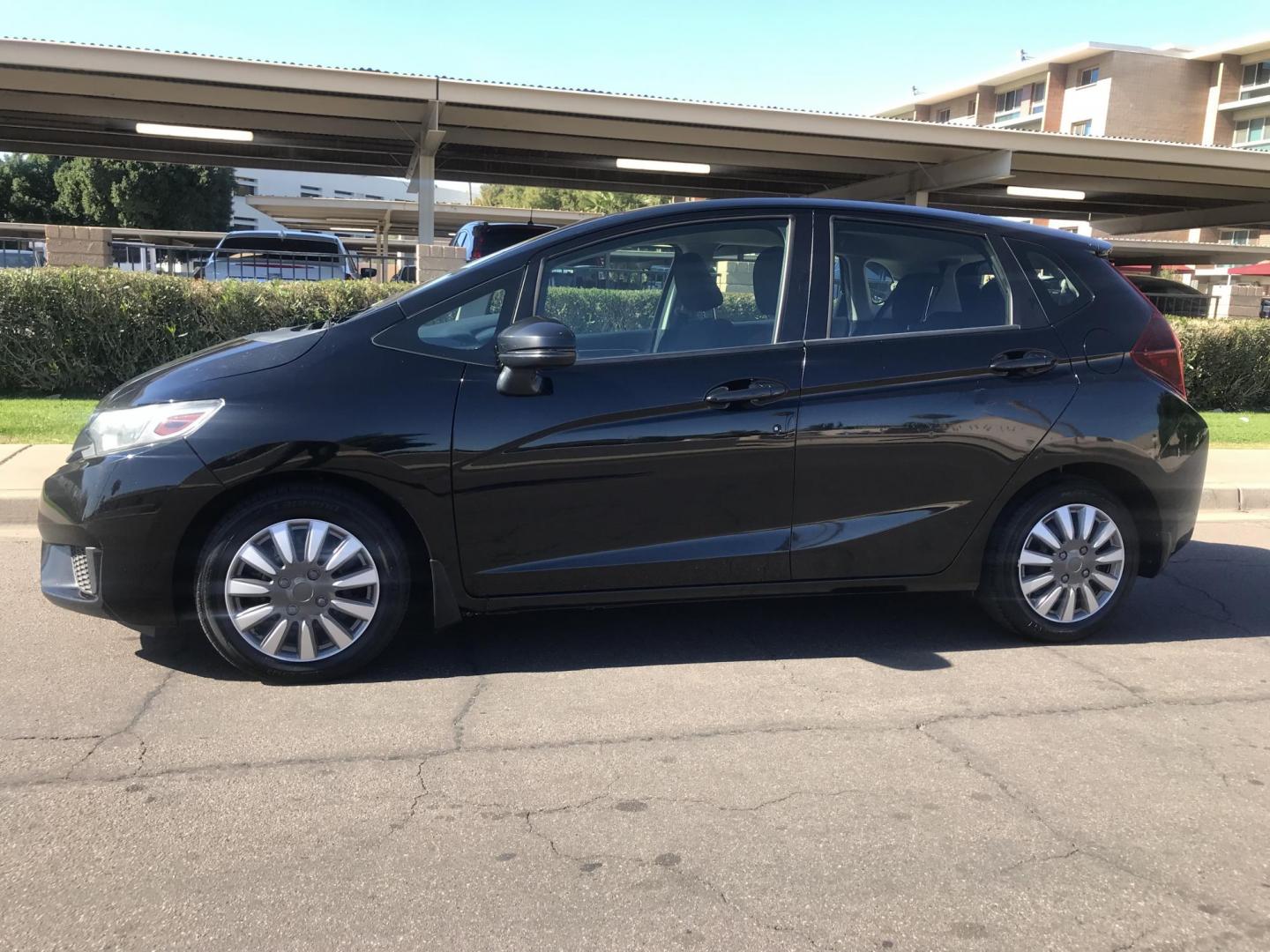 2015 black /gray Honda Fit LX CVT (3HGGK5H51FM) with an 1.5L L4 SOHC 16V engine, Continuously Variable Transmission transmission, located at 323 E Dunlap Ave., Phoenix, AZ, 85020, (602) 331-9000, 33.567677, -112.069000 - 2015 HONDA FIT ,.......Automatic, 1.5L, Cold A/C, Power Options, Black and gray interior cloth seats, Backup camera, This suv is super economical , Incredible gas mileage! Arizona title , Runs and Drives Excellent.....passed emissions.....Call or text Dave 602-331-9000 thanks for looking, talk to yo - Photo#2