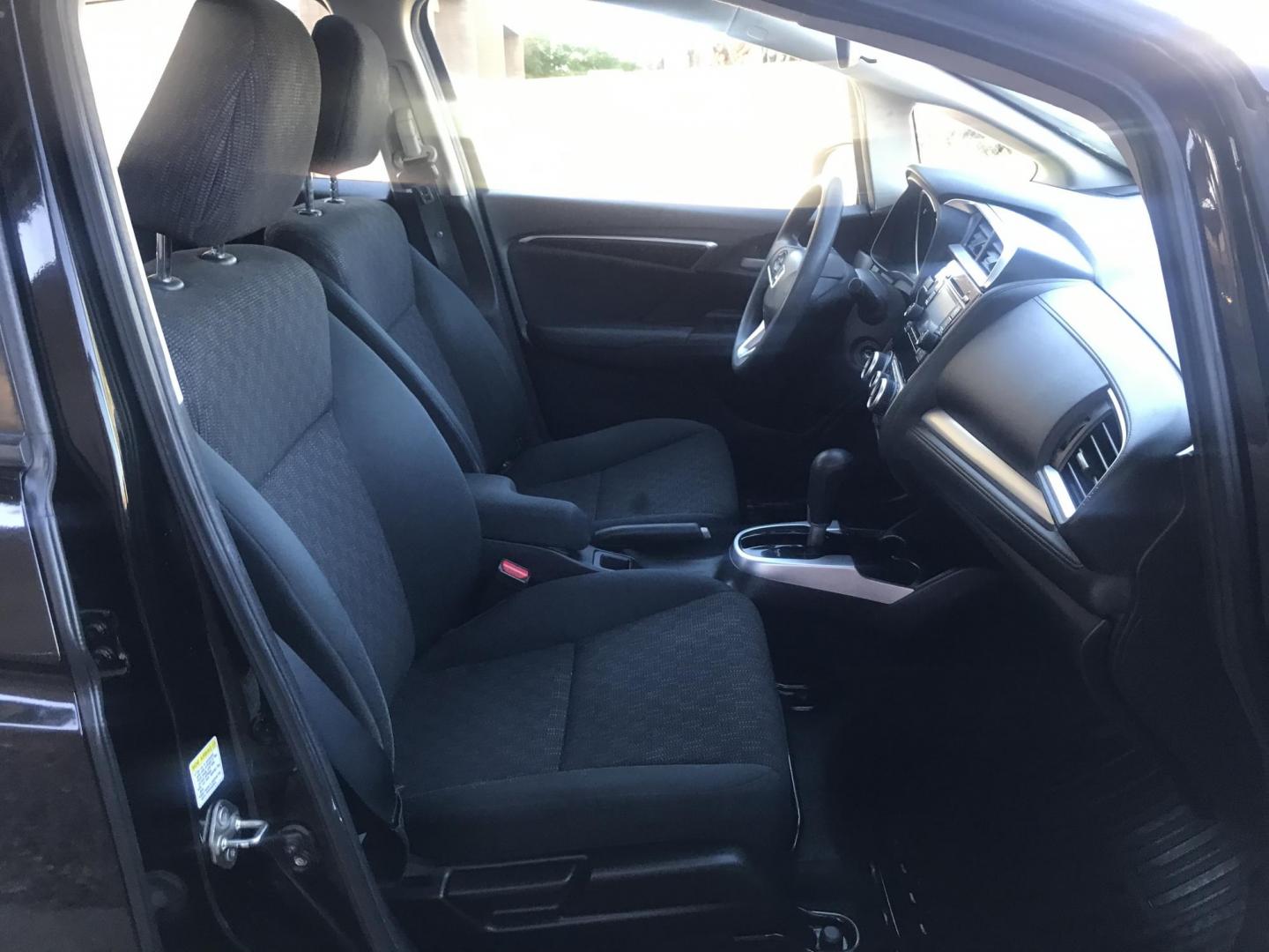 2015 black /gray Honda Fit LX CVT (3HGGK5H51FM) with an 1.5L L4 SOHC 16V engine, Continuously Variable Transmission transmission, located at 323 E Dunlap Ave., Phoenix, AZ, 85020, (602) 331-9000, 33.567677, -112.069000 - 2015 HONDA FIT ,.......Automatic, 1.5L, Cold A/C, Power Options, Black and gray interior cloth seats, Backup camera, This suv is super economical , Incredible gas mileage! Arizona title , Runs and Drives Excellent.....passed emissions.....Call or text Dave 602-331-9000 thanks for looking, talk to yo - Photo#8