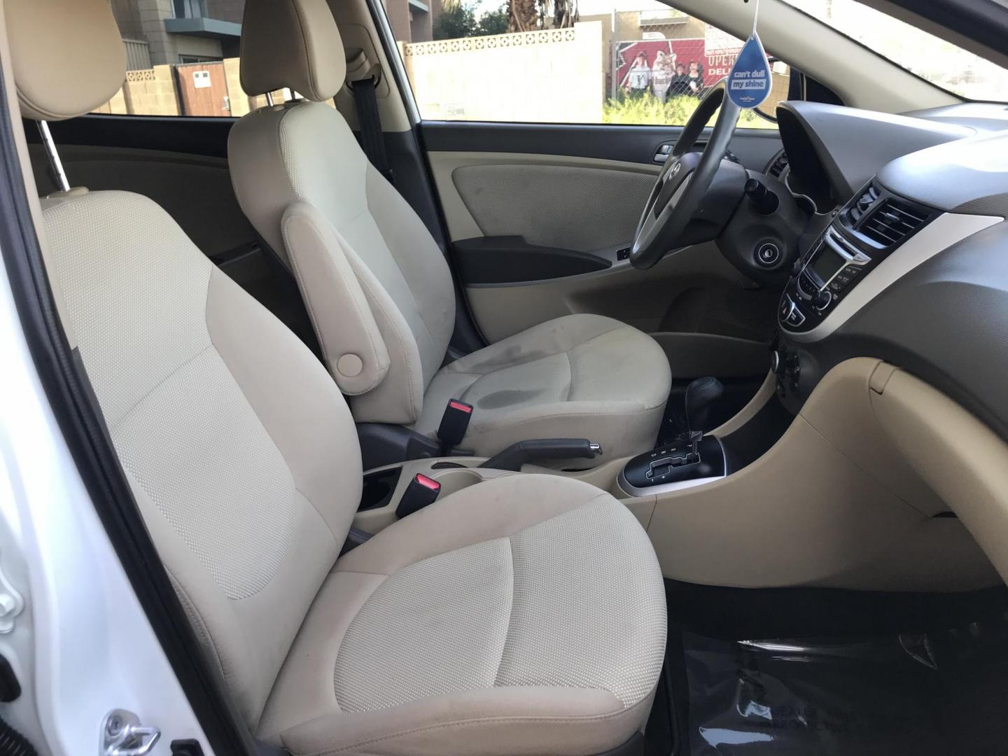 2013 WHITE /tan Hyundai Accent GLS 4-Door (KMHCT4AE7DU) with an 1.6L L4 DOHC 16V engine, located at 323 E Dunlap Ave., Phoenix, AZ, 85020, (602) 331-9000, 33.567677, -112.069000 - 2013 Hyundai Accent GLS , Automatic, 1.6L , 4cyl. Super Economical ............ Low 120k miles, .... A Must See!! ....... Ice cold AC...... The car is gorgeous inside and out. Power windows, Power door locks, Premium Stereo/CD Player, Beautiful White and black interior with tan cloth seats, Clean Ar - Photo#8