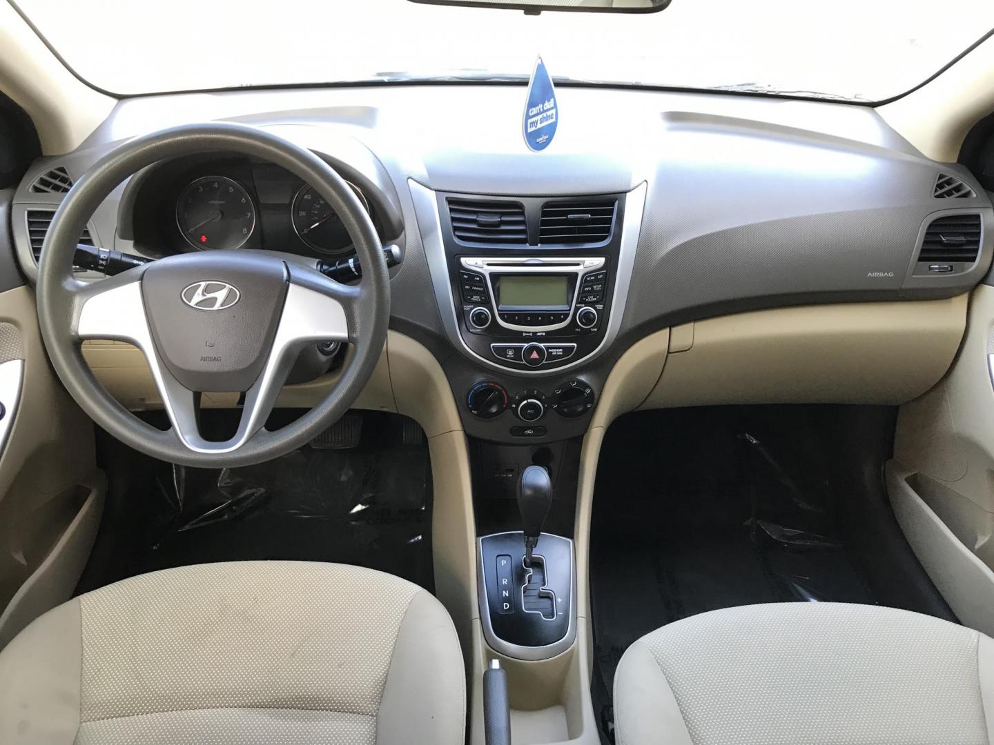 2013 WHITE /tan Hyundai Accent GLS 4-Door (KMHCT4AE7DU) with an 1.6L L4 DOHC 16V engine, located at 323 E Dunlap Ave., Phoenix, AZ, 85020, (602) 331-9000, 33.567677, -112.069000 - 2013 Hyundai Accent GLS , Automatic, 1.6L , 4cyl. Super Economical ............ Low 120k miles, .... A Must See!! ....... Ice cold AC...... The car is gorgeous inside and out. Power windows, Power door locks, Premium Stereo/CD Player, Beautiful White and black interior with tan cloth seats, Clean Ar - Photo#10