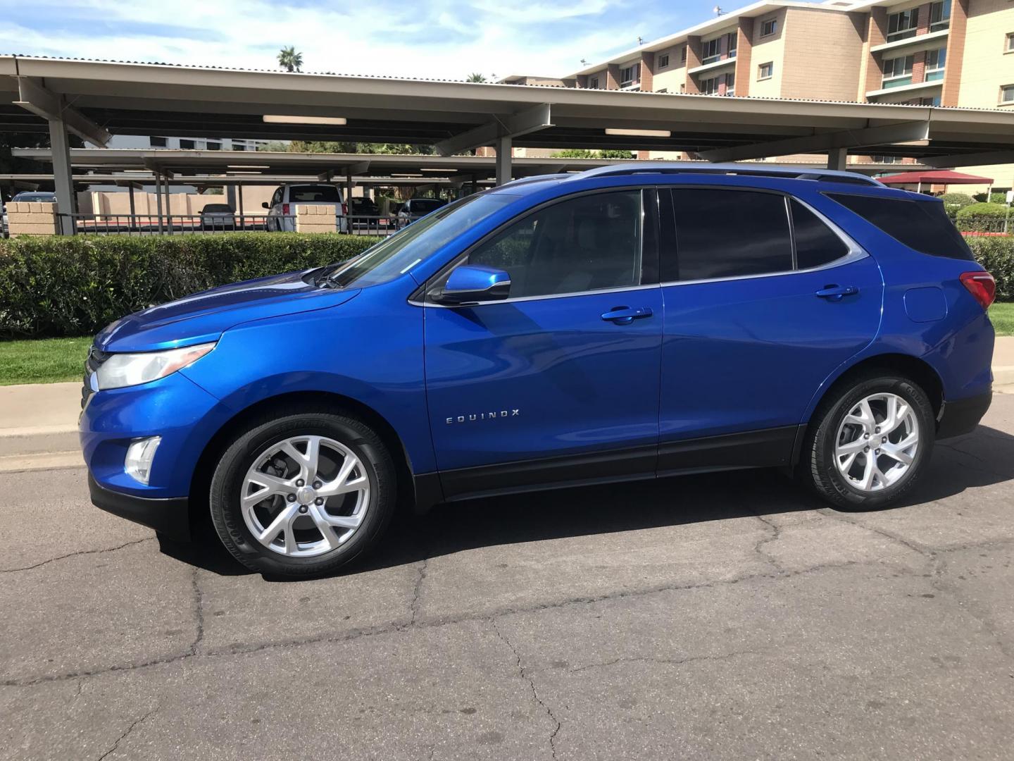 2019 BLUE /gray Chevrolet Equinox LT (3GNAXLEXXKS) with an 2.0L V4 engine, automatic transmission, located at 323 E Dunlap Ave., Phoenix, AZ, 85020, (602) 331-9000, 33.567677, -112.069000 - 2019 Chevrolet Equinox LT SUV ,.......EXCELLENT condition,.... Automatic, 4cyl. 2.0L..... Ice Cold A/C, Blue and gray interior with cloth seats in near perfect condition, Backup Camera, Premiumm Sound CD, Power Options, This suv is gorgeous inside and out, Incredible gas mileage! Arizona title , Run - Photo#2