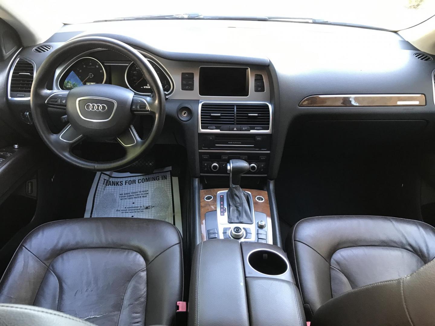 2012 BLUE /brown and gray Audi Q7 3.0 Premium quattro (WA1LGAFEXCD) with an 3.0L V6 DOHC 24V TURBO engine, 8-Speed Automatic transmission, located at 323 E Dunlap Ave., Phoenix, AZ, 85020, (602) 331-9000, 33.567677, -112.069000 - 2012 AUDI Q7 with 3RD ROW SEATING SUV, 4WD AWD ......Low mileage .... A Must See!!..... Cold cold AC. Loaded with Power Options, Beautiful brown leather seats, Panorama Sunroof, Back-up Camera, Clean Arizona title , Runs and Drives Excellent. Great Family SUV, passed emissions. Call or text Dave 6 - Photo#11