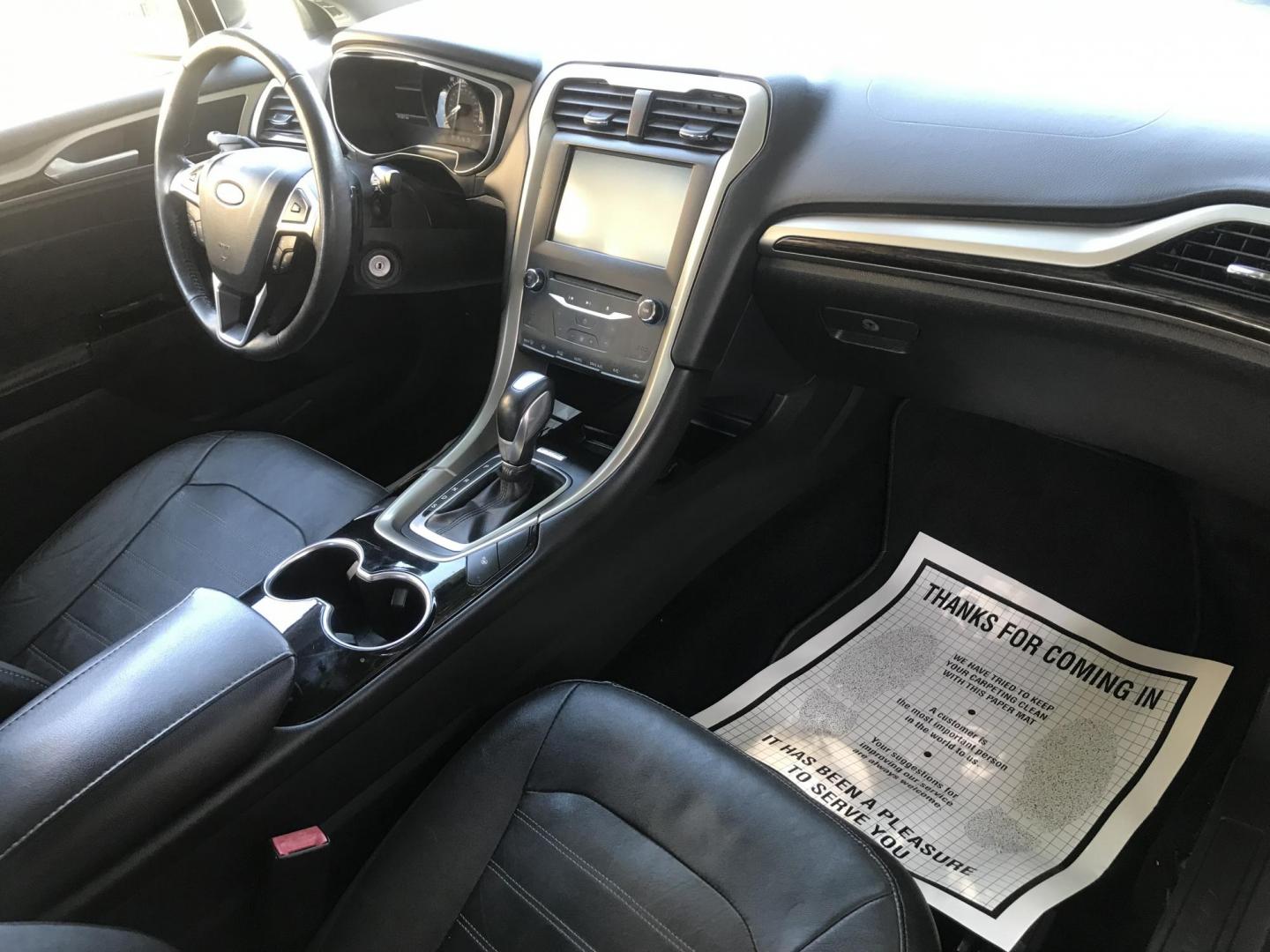 2015 gray /gray Ford Fusion SE (3FA6P0H9XFR) with an 2.0L L4 DOHC 16V engine, located at 323 E Dunlap Ave., Phoenix, AZ, 85020, (602) 331-9000, 33.567677, -112.069000 - 2015 Ford Fusion SE,........great condition, .... 141k miles, Automatic, Power Options, Premium Sound CD, Ice cold ac, Alloy Wheels, Security System, clean Arizona title, Runs and Drives Excellent. Very clean inside and out, Economical/ Gas saver..... Any questions Call or text Dave 602-331-900 - Photo#7