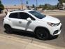 2018 WHITE /gray Chevrolet Trax LT FWD (3GNCJLSB7JL) with an 1.4L L4 DOHC 16V engine, 6A transmission, located at 323 E Dunlap Ave., Phoenix, AZ, 85020, (602) 331-9000, 33.567677, -112.069000 - 2018 Chevrolet TRAX LT 2WD,.......GREAT condition,.... LOW 113k original miles, Ice Cold A/C, White exterior and gray cloth seats Premum Sound CD, Backuup camera, This suv is gorgeous inside and out, Incredible gas mileage! Arizona title , Runs and Drives Excellent.....passed emissions..... Call or - Photo#6