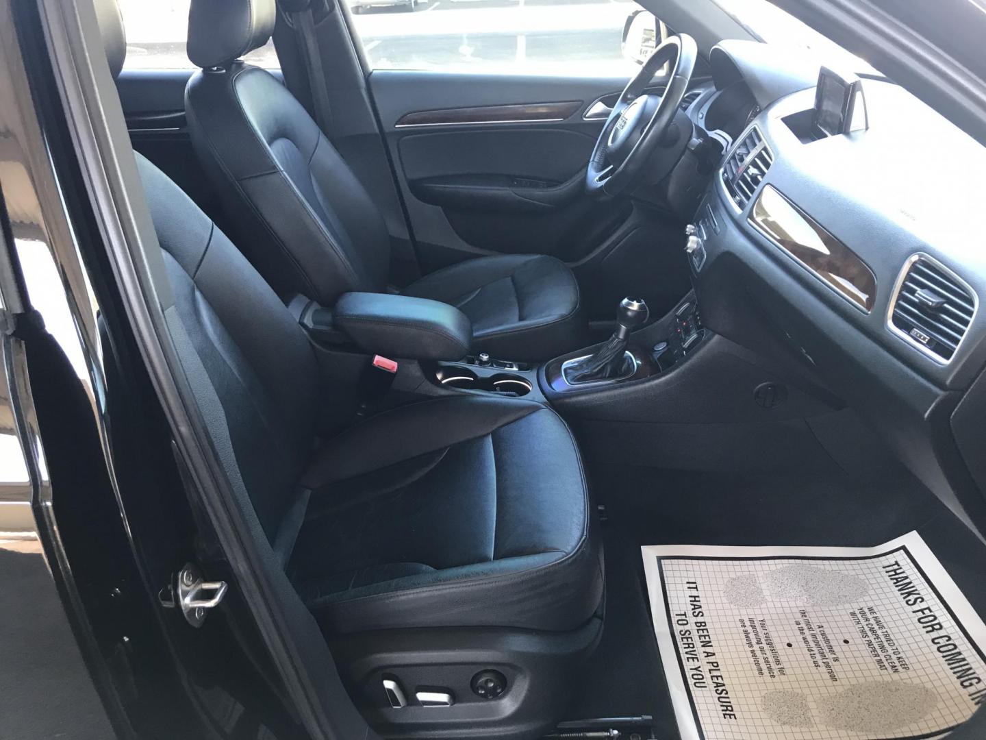 2017 BLACK /black Audi Q3 Premium Plus (WA1HCCFS3HR) with an 2.0L L4 DOHC 24V engine, 6A transmission, located at 323 E Dunlap Ave., Phoenix, AZ, 85020, (602) 331-9000, 33.567677, -112.069000 - 2017 AUDI Q3 Premium Plus SUV ...... A Must See!!..... Automatic, 2.0L, Great Performance, Cold cold AC. Loaded with Power Options, Backup Camera, Panorama Sunroof, Clean Arizona title , Runs and Drives Excellent. Great Family SUV, passed emissions. Call or text Dave 602-331-9000 thanks for look - Photo#8