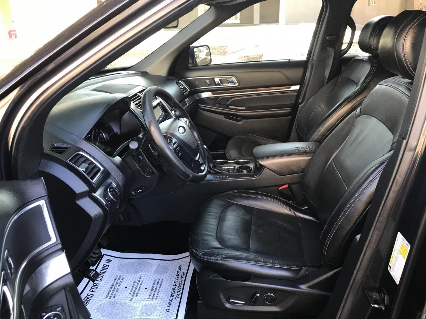 2017 gray /black Ford Explorer Limited FWD (1FM5K7FH8HG) with an 2.3L L4 DOHC 16V engine, 6A transmission, located at 323 E Dunlap Ave., Phoenix, AZ, 85020, (602) 331-9000, 33.567677, -112.069000 - Photo#14