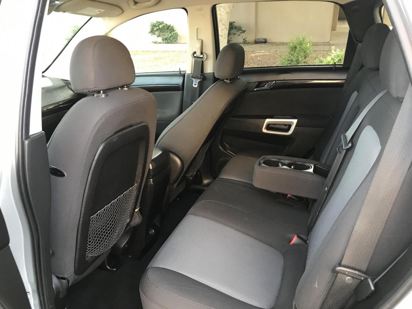 2014 silver /gray Chevrolet Captiva Sport 1LT FWD (3GNAL3EKXES) with an 2.4L L4 DOHC 16V FFV engine, 6-Speed Automatic transmission, located at 323 E Dunlap Ave., Phoenix, AZ, 85020, (602) 331-9000, 33.567677, -112.069000 - 2014 Chevrolet Captiva 1LT FWD ,.......LOW 123k original miles, great condition,.... Ice Cold A/C, Silver with gray interior cloth seats in near perfect condition, Power Options, Premium Sound CD, This suv is gorgeous inside and out, Incredible gas mileage! Arizona title , Runs and Drives great..... - Photo#11