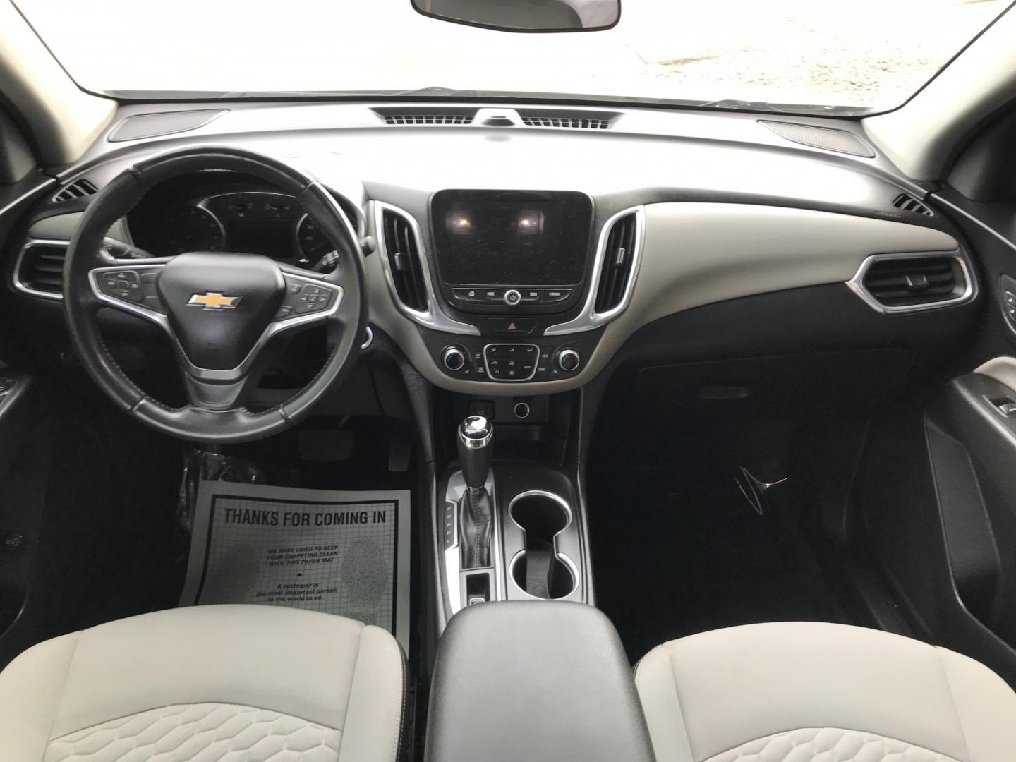 2018 WHITE /tan Chevrolet Equinox LT 2WD (3GNAXJEV8JL) with an 1.5L L4 DIR DOHC 16V TURBO engine, 6A transmission, located at 323 E Dunlap Ave., Phoenix, AZ, 85020, (602) 331-9000, 33.567677, -112.069000 - 2018 Chevrolet Equinox LT 2WD SUV ,.......SUPER ECONOMICAL .... LOW 104k original miles, Automatic, 4cyl. 1.5L ..... Ice Cold A/C, White with gray interior with cloth seats in near perfect condition, Backup Camera, Premium Sound CD, Power Options, This suv is gorgeous inside and out, Incredible gas - Photo#10