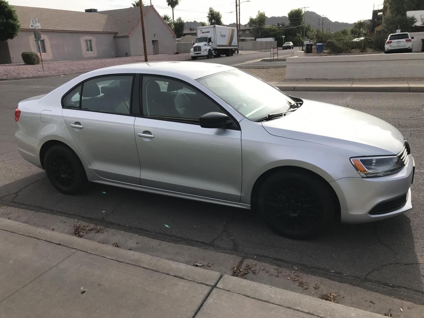 2014 silver /gray Volkswagen Jetta S (3VW2K7AJ1EM) with an 2.0L L4 DOHC 20V engine, located at 323 E Dunlap Ave., Phoenix, AZ, 85020, (602) 331-9000, 33.567677, -112.069000 - 2014 Volkswagen Jetta S,......A Must See!!..... Automatic,, 2.0L, Ice cold AC. Power Options, Premium Sound CD, Incredible gas mileage! Clean Arizona title , Runs and Drives Excellent. passed emissions. Call or text Dave 602-331-9000 thanks for looking, talk to you soon.....Price excludes, Tax, Ti - Photo#6