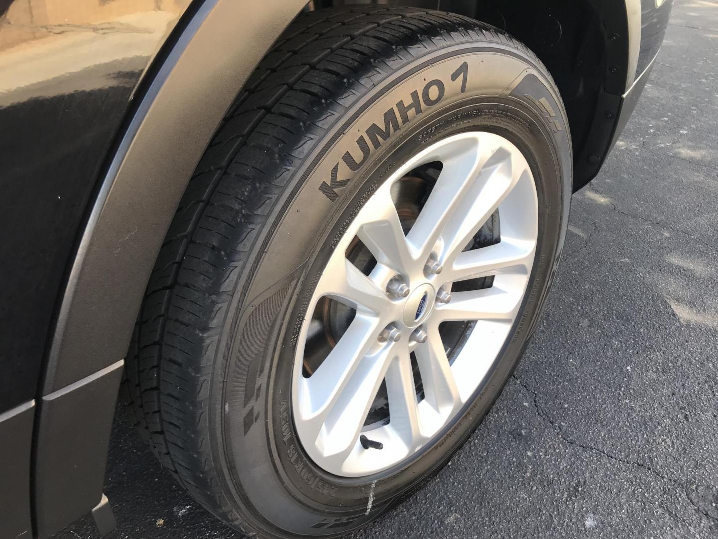 2016 BLACK /tan Ford Explorer Base FWD (1FM5K7B85GG) with an 3.5L V6 DOHC 24V engine, 6A transmission, located at 323 E Dunlap Ave., Phoenix, AZ, 85020, (602) 331-9000, 33.567677, -112.069000 - 2016 Ford Explorer,.......with 3RD ROW SEATING, with 154K MILES!!.... Ice Cold A/C, Black and beige seats , Power Options, Backup camera, Runs and Drives Excellent.....great family SUV, passed emissions..... Call or text Dave 602-331-9000 thanks for looking, talk to you soon......Price excludes, - Photo#17
