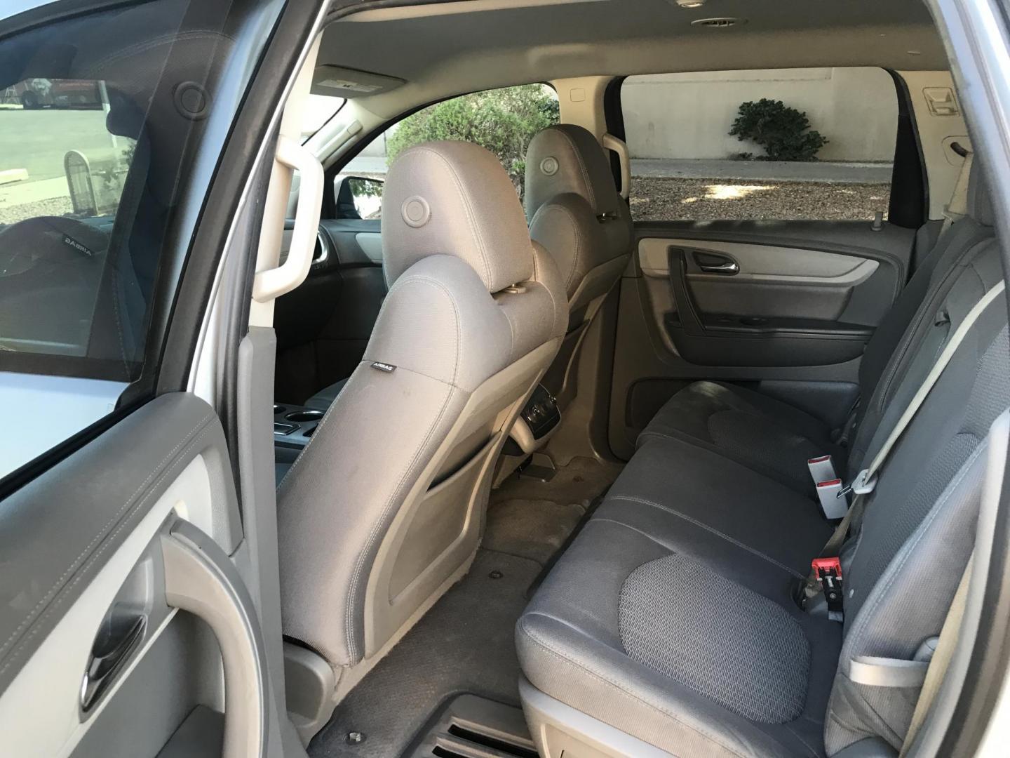 2016 silver /gray Chevrolet Traverse LS FWD (1GNKRFKD9GJ) with an 3.6L V6 DOHC 24V engine, 6A transmission, located at 323 E Dunlap Ave., Phoenix, AZ, 85020, (602) 331-9000, 33.567677, -112.069000 - 2016 Chevy Traverse SUV,.......with 3RD ROW SEATING, with LOW 113K MILES!!.... Ice Cold A/C, Silver and gray seats , Power Options, Backuup camera, Runs and Drives Excellent.....great family SUV, passed emissions..... Call or text Dave 602-331-9000 thanks for looking, talk to you soon......Price - Photo#12