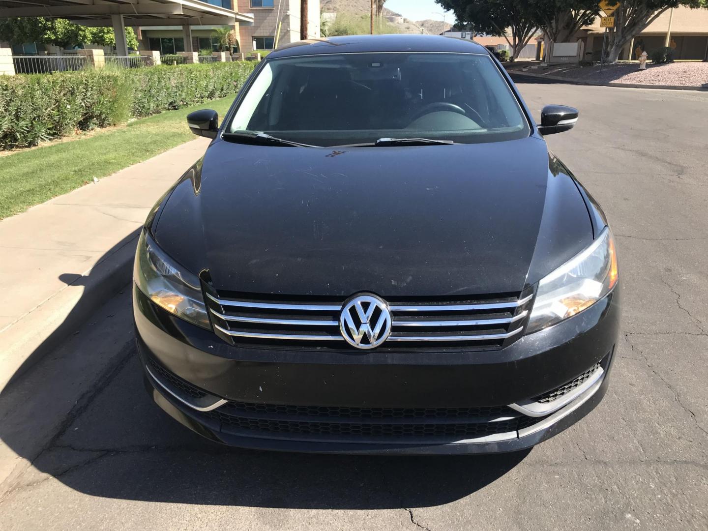 2013 BLACK /black Volkswagen Passat 2.5L SE AT (1VWBP7A32DC) with an 2.5L L5 engine, 6-Speed Automatic transmission, located at 323 E Dunlap Ave., Phoenix, AZ, 85020, (602) 331-9000, 33.567677, -112.069000 - 2013 Volkswagen Passat 2.5L , LOW 118k miles, Power everything, Cold ac, Clean leather seats in near perfect condition, Premium Sound CD, clean title, Runs and Drives Excellent. Very clean inside and out, Any questions Call or text Dave 602-331-9000....... thanks for looking, talk to you soon..... - Photo#3