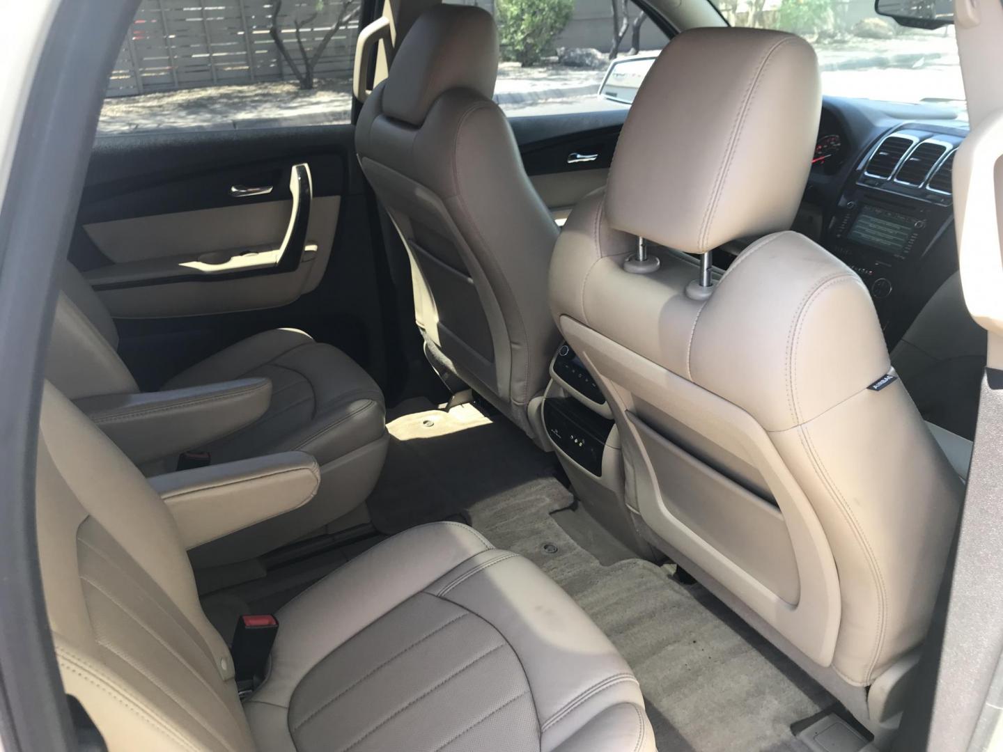 2012 WHITE /tan GMC Acadia Denali FWD (1GKKRTED9CJ) with an 3.6L V6 DOHC 24V engine, 6-Speed Automatic transmission, located at 323 E Dunlap Ave., Phoenix, AZ, 85020, (602) 331-9000, 33.567677, -112.069000 - 2012 GMC ACADIA SUV ,.......#RD ROW SEATING, 7-Passengers, ..... Great condition,.... Ice Cold A/C, Beautiful white exterior with tan interior, Premium Sound CD, Backup camera, This suv is gorgeous inside and out, Super clean, Well Maintained, Arizona title , Runs and Drives Excellent.....148k origi - Photo#9