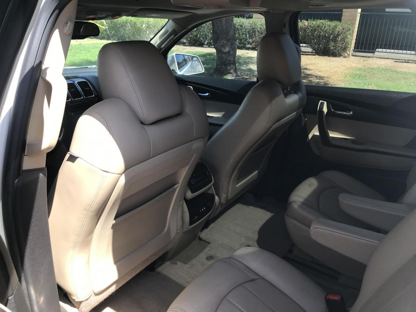 2012 WHITE /tan GMC Acadia Denali FWD (1GKKRTED9CJ) with an 3.6L V6 DOHC 24V engine, 6-Speed Automatic transmission, located at 323 E Dunlap Ave., Phoenix, AZ, 85020, (602) 331-9000, 33.567677, -112.069000 - 2012 GMC ACADIA SUV ,.......#RD ROW SEATING, 7-Passengers, ..... Great condition,.... Ice Cold A/C, Beautiful white exterior with tan interior, Premium Sound CD, Backup camera, This suv is gorgeous inside and out, Super clean, Well Maintained, Arizona title , Runs and Drives Excellent.....148k origi - Photo#11