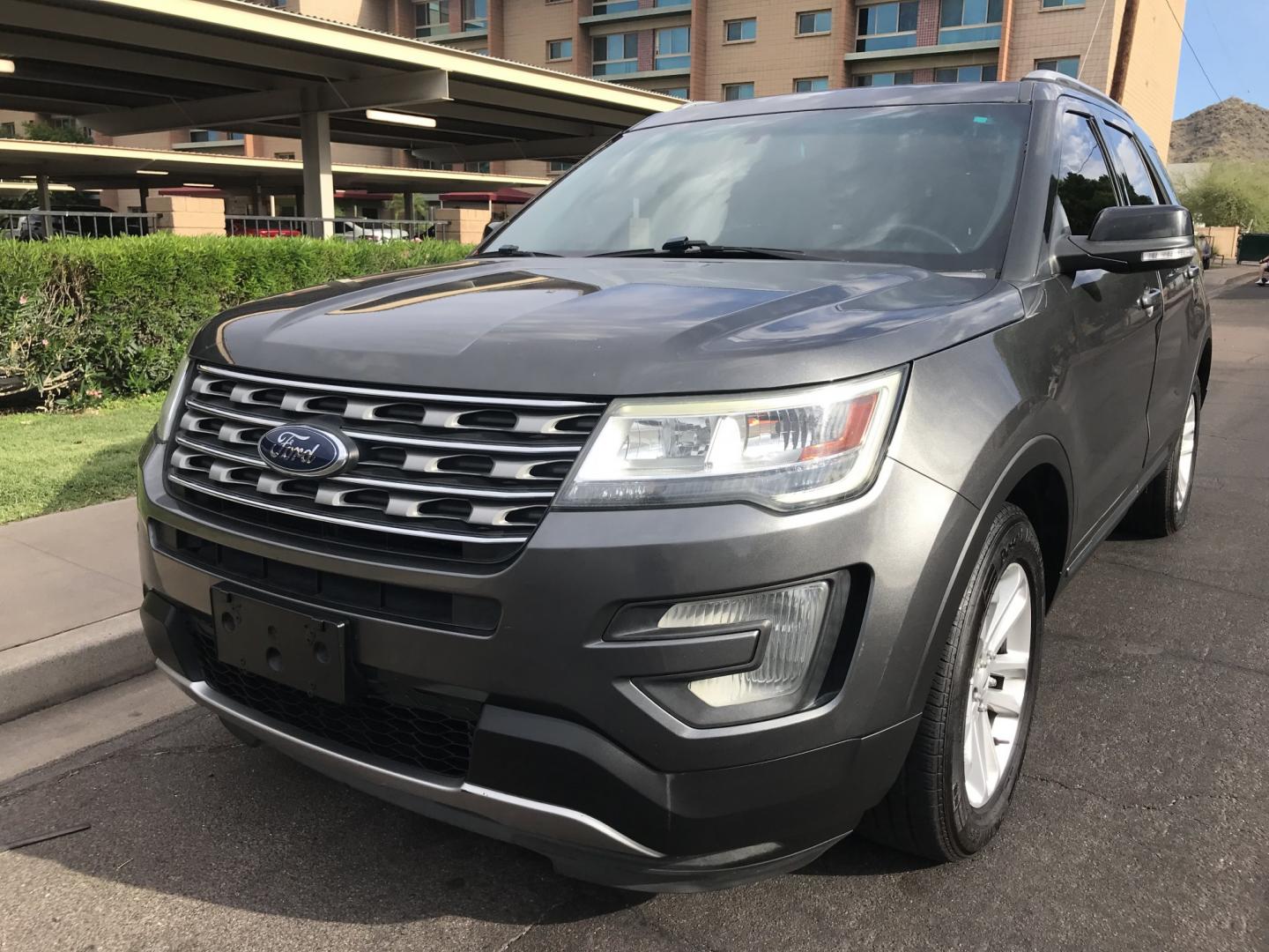 2016 gray /gray Ford EXPLORER XLT (1FM5K7DH1GG) with an 2.3L engine, Automatic transmission, located at 323 E Dunlap Ave., Phoenix, AZ, 85020, (602) 331-9000, 33.567677, -112.069000 - 2016 FORD EXPLORER XLT SUV ,.......3RD ROW SEATING, 7-Passengers, ..... Great condition,.... Ice Cold A/C, Beautiful gray exterior withdark gray interior, Premium Sound CD, Backup camera, This suv is gorgeous inside and out, Super clean, Well Maintained, Arizona title , Runs and Drives Excellent....- Photo#0