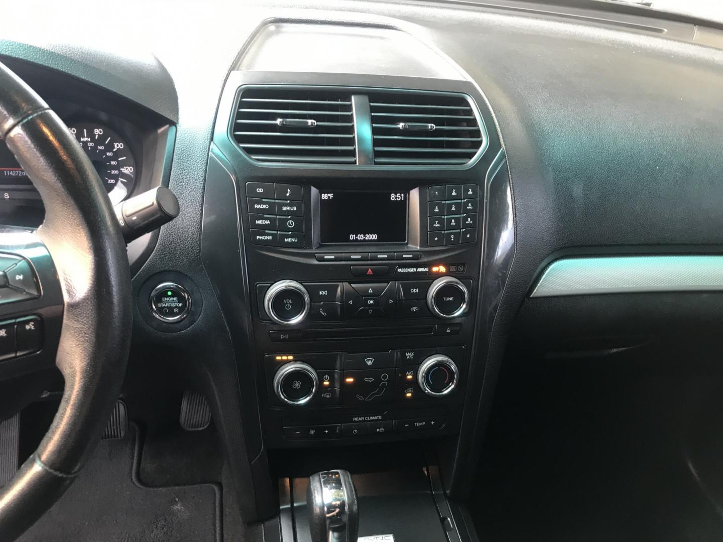 2016 gray /gray Ford EXPLORER XLT (1FM5K7DH1GG) with an 2.3L engine, Automatic transmission, located at 323 E Dunlap Ave., Phoenix, AZ, 85020, (602) 331-9000, 33.567677, -112.069000 - 2016 FORD EXPLORER XLT SUV ,.......3RD ROW SEATING, 7-Passengers, ..... Great condition,.... Ice Cold A/C, Beautiful gray exterior withdark gray interior, Premium Sound CD, Backup camera, This suv is gorgeous inside and out, Super clean, Well Maintained, Arizona title , Runs and Drives Excellent....- Photo#14