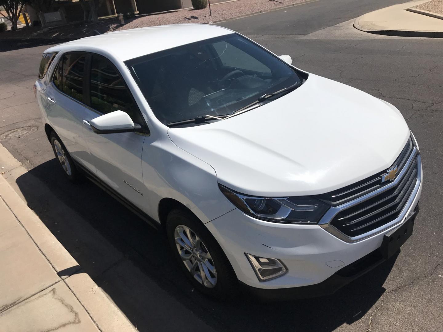 2021 WHITE /gray Chevrolet Equinox LT AWD (2GNAXUEVXM6) with an 1.5L L4 DOHC 16V TURBO engine, 6A transmission, located at 323 E Dunlap Ave., Phoenix, AZ, 85020, (602) 331-9000, 33.567677, -112.069000- Photo#5
