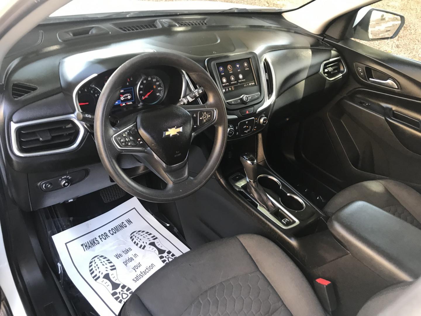 2021 WHITE /gray Chevrolet Equinox LT AWD (2GNAXUEVXM6) with an 1.5L L4 DOHC 16V TURBO engine, 6A transmission, located at 323 E Dunlap Ave., Phoenix, AZ, 85020, (602) 331-9000, 33.567677, -112.069000- Photo#12