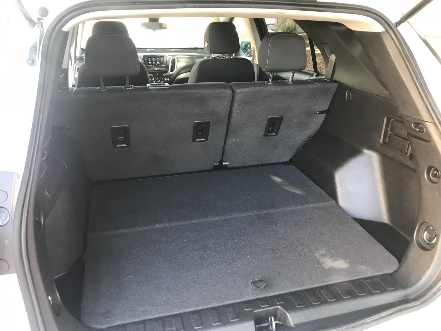 2021 WHITE /gray Chevrolet Equinox LT AWD (2GNAXUEVXM6) with an 1.5L L4 DOHC 16V TURBO engine, 6A transmission, located at 323 E Dunlap Ave., Phoenix, AZ, 85020, (602) 331-9000, 33.567677, -112.069000- Photo#16