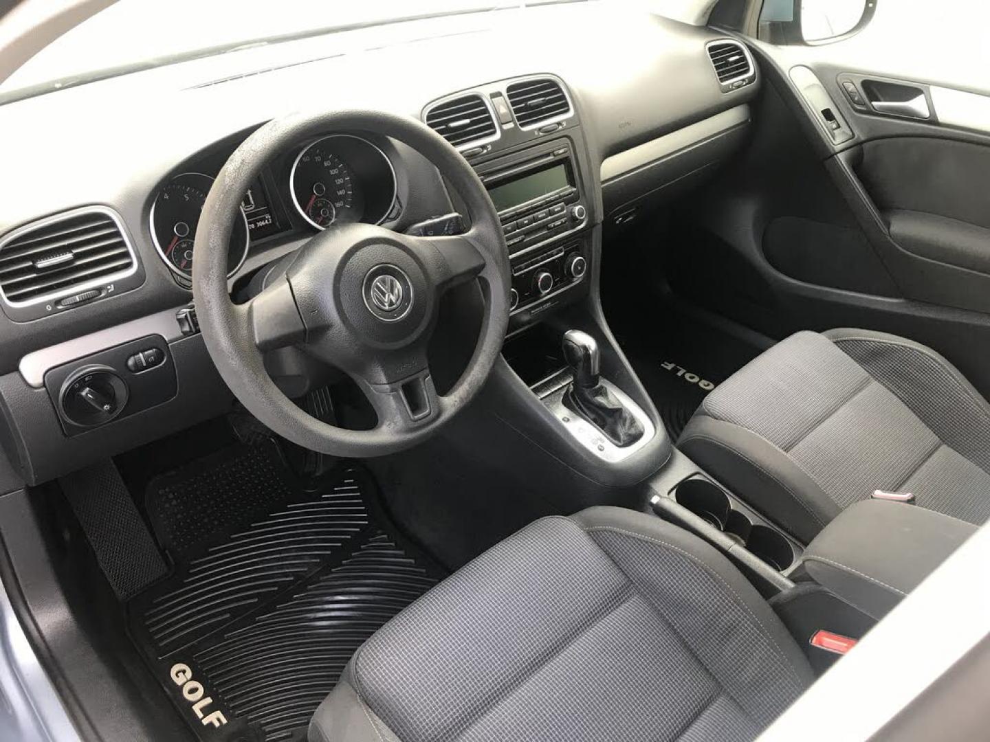 2012 Volkswagen Golf Base - Photo 13