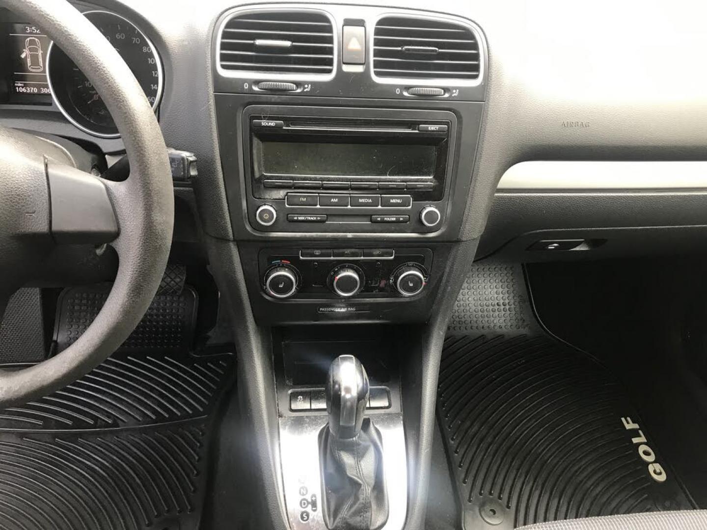 2012 Volkswagen Golf Base - Photo 14