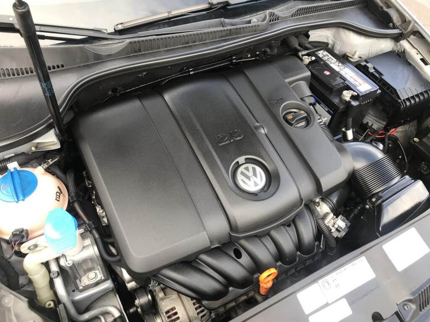 2012 Volkswagen Golf Base - Photo 16