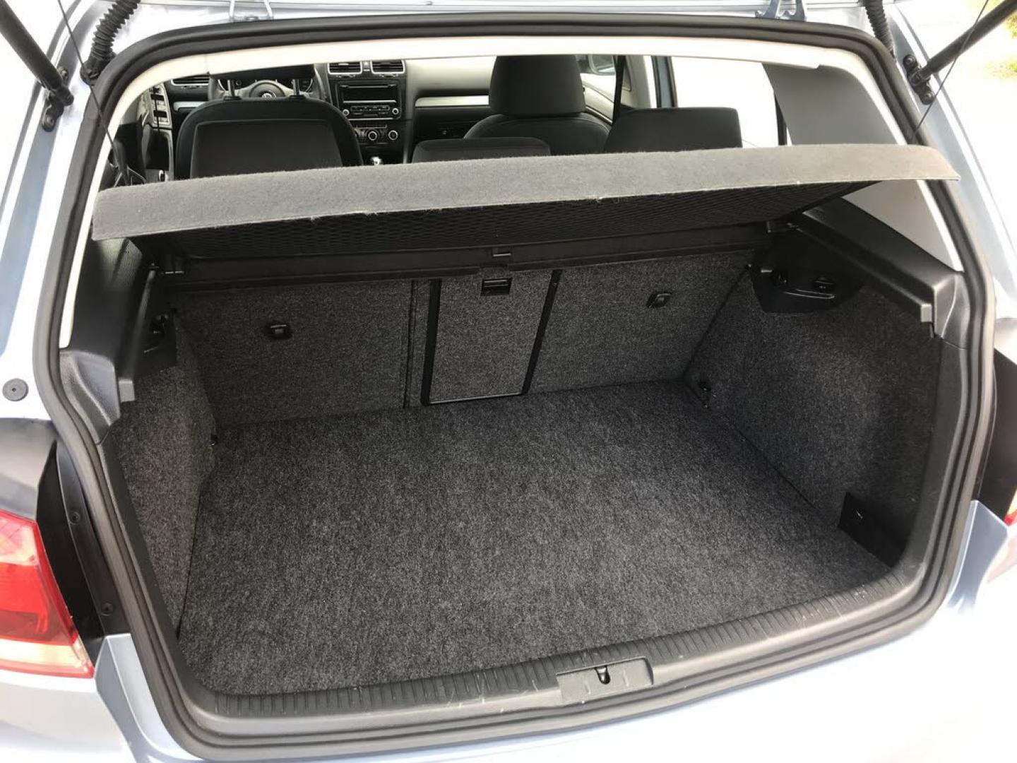 2012 Volkswagen Golf Base - Photo 17