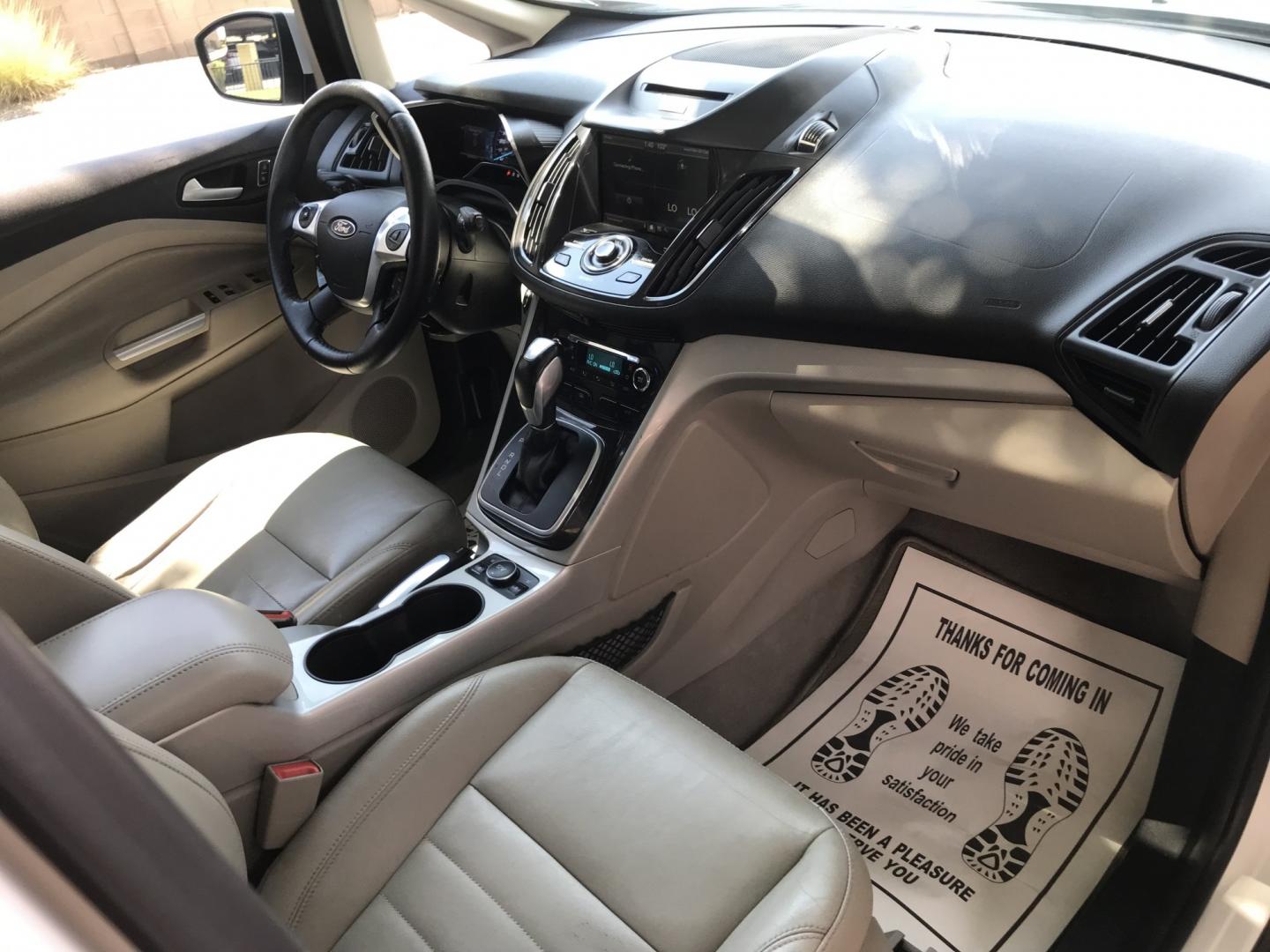 2014 WHITE /gray Ford C-Max Hybrid SEL (1FADP5BU1EL) with an 2.0L L4 DOHC 16V HYBRID engine, CVT transmission, located at 323 E Dunlap Ave., Phoenix, AZ, 85020, (602) 331-9000, 33.567677, -112.069000 - 2014 Ford C-MAX Hybrid SEL ,........great condition, A Real Must See!!.... Automatic, Power Options, Ice cold ac, Clean gray interior, Super Econimical, clean Arizona title, Runs and Drives Excellent. Very clean inside and out, It has a 138k Miles, passed emissions. Any questions Call or text Dave- Photo#7