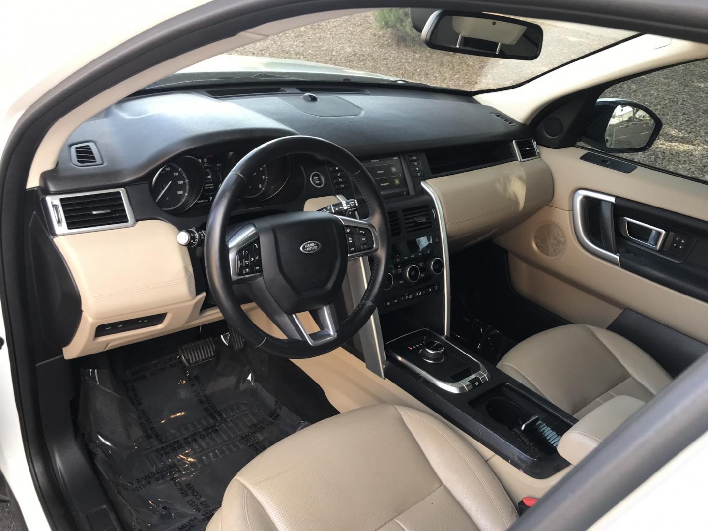 2018 WHITE /gray Land Rover Discovery Sport HSE (SALCR2RX3JH) with an 2.0L L4 DOHC 16V engine, 9A transmission, located at 323 E Dunlap Ave., Phoenix, AZ, 85020, (602) 331-9000, 33.567677, -112.069000 - Luxury 2018 LAND ROVER Discovery Sport HSE 4WD SUV ...... A Must See!!..... LOW 115k miles, Automatic, 2.0L, Great Performance, Cold cold AC. Loaded with Power Options, Backup Camera, Panorama Sunroof, Michelin Tires, Clean Arizona title , Runs and Drives Excellent. Great Family SUV, passed emission- Photo#12