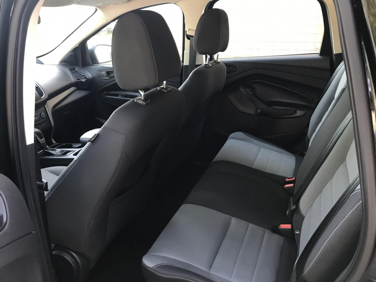 2017 gray /gray Ford Escape S FWD (1FMCU0F78HU) with an 2.5L L4 DOHC 16V engine, 6A transmission, located at 323 E Dunlap Ave., Phoenix, AZ, 85020, (602) 331-9000, 33.567677, -112.069000 - 2017 FORD ESCAPE SUV ,........ Great condition,.... Automatic, Ice Cold A/C, Beautiful gray exterior withdark gray interior, Premium Sound CD, This suv is gorgeous inside and out, Super clean, Well Maintained, Arizona title , Runs and Drives Excellent.....LOW MILES, ONLY 88k original miles, passed e- Photo#11