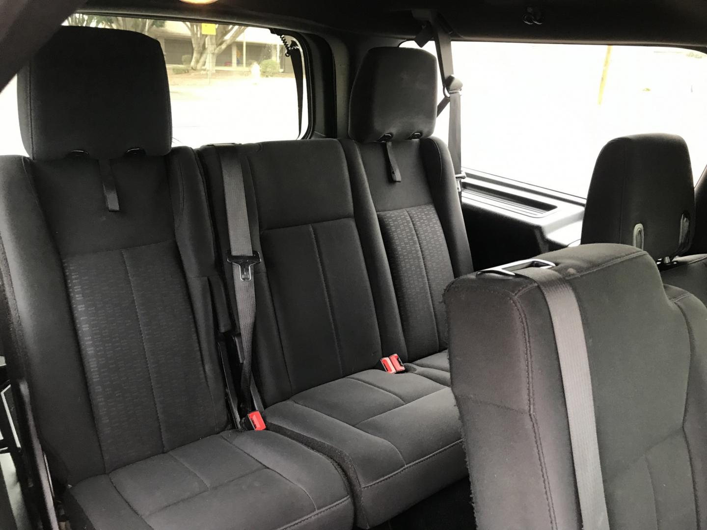 2016 WHITE /black Ford Expedition EL XLT 4WD (1FMJK1JT1GE) with an 3.5L V6 DOHC 24V FFV engine, 6A transmission, located at 323 E Dunlap Ave., Phoenix, AZ, 85020, (602) 331-9000, 33.567677, -112.069000 - 2016 FORD EXPEDITION 4WD 4x4 SUV ,.......3RD ROW SEATING, 7-Passengers, ..... Great condition,.... Ice Cold A/C, Beautiful white exterior withdark gray interior, Premium Sound CD, Backup camera, Sunroof, This suv is gorgeous inside and out, Super clean, Well Maintained, Arizona title , Runs and Dri- Photo#10