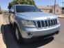 2013 BLUE /gray Jeep Grand Cherokee Laredo 2WD (1C4RJEAG7DC) with an 3.6L V6 DOHC 24V engine, 5-Speed Automatic transmission, located at 323 E Dunlap Ave., Phoenix, AZ, 85020, (602) 331-9000, 33.567677, -112.069000 - 2013 JEEP GRAND CHEROKEE LAREDO SUV ,........ Great condition,.... Automatic, Ice Cold A/C, Beautiful blue exterior with dark gray interior, Premium Sound CD, This SUV is gorgeous inside and out, Super clean, Well Maintained, Arizona title , Runs and Drives Excellent.....LOW MILES, ONLY 153k origina- Photo#4